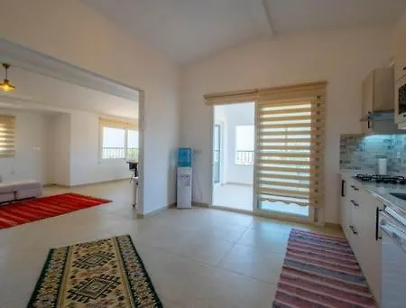 Eldirek'te 3+1 Jakuzili Gunluk Daire * Fethiye